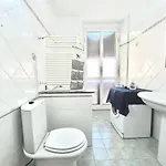 The Luca S House شقة